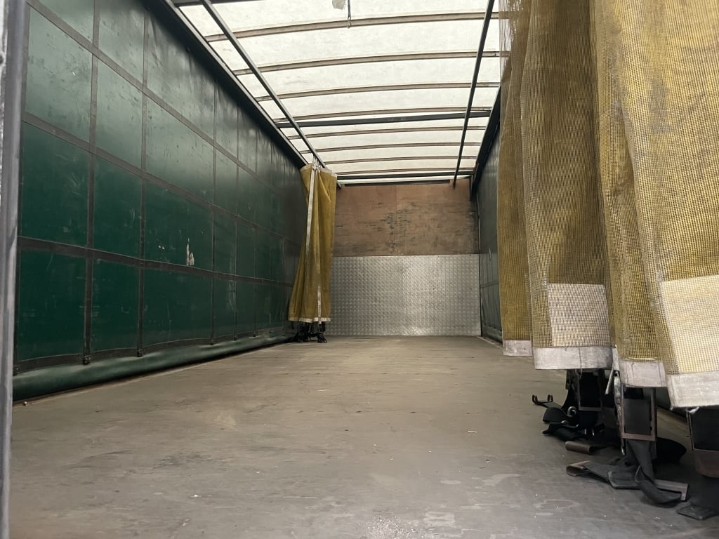 VOLVO FM *EURO 6* 26 TONNE 6X2 CURTAINSIDER – 2015 – GJ65 YHP