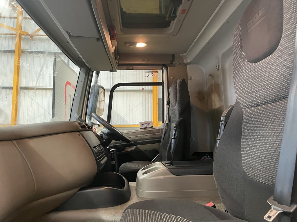 DAF CF65.220 EURO 5, 4X2 18 TONNE CURTAINSIDER – 2014 – HN63 LNG
