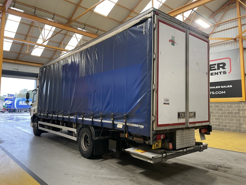 DAF CF65.220 EURO 5, 4X2 18 TONNE CURTAINSIDER – 2014 – HN63 LNG