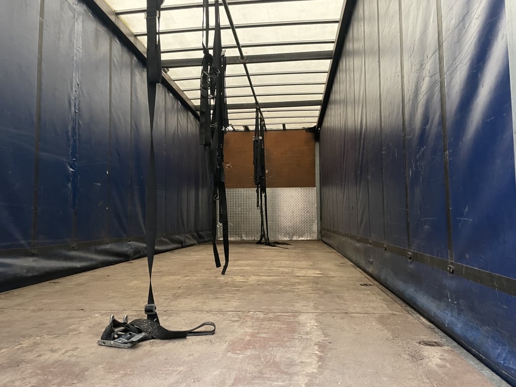 DAF CF65.220 EURO 5, 4X2 18 TONNE CURTAINSIDER – 2014 – HN63 LNG