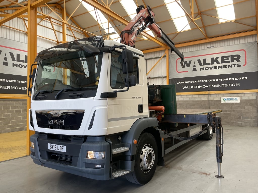 MAN TGM 18.250 *EURO 6*, 4X2 18 TONNE FLATBED/CRANE – 2015 – SV15 LDF