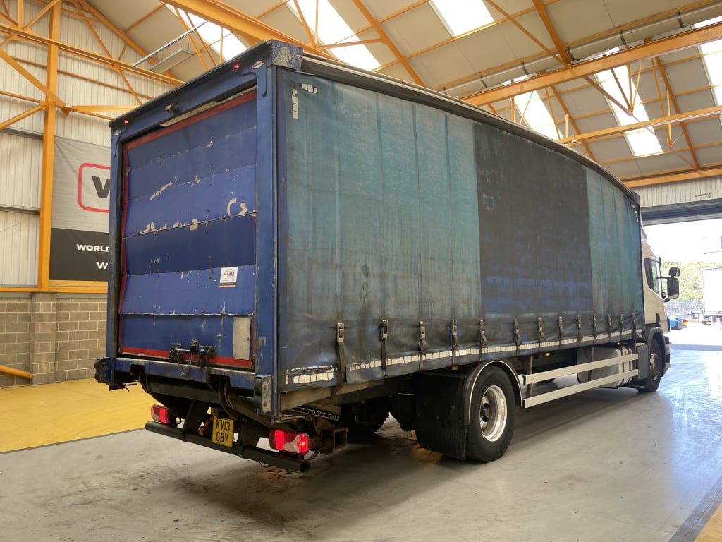 SCANIA P230 EURO 5, 4X2 STREAMLINE CURTAINSIDER – 2013 – KV13 GBY