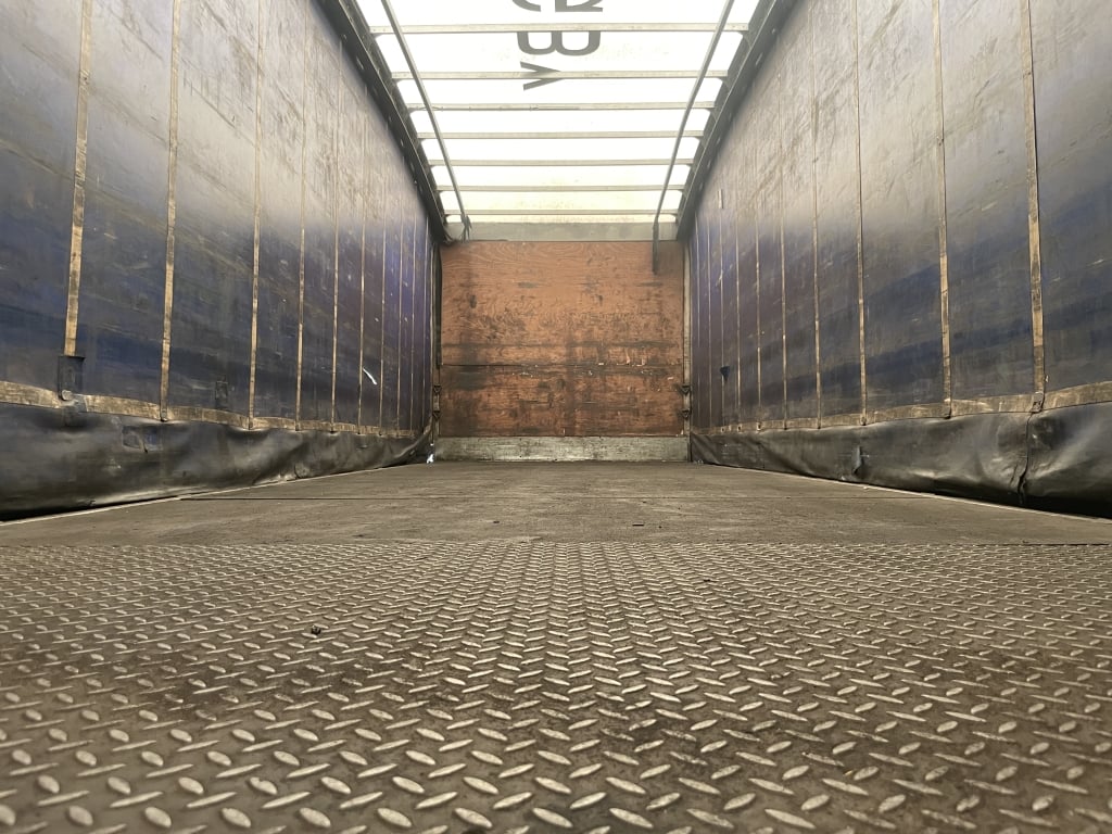SCANIA P230 EURO 5, 4X2 STREAMLINE CURTAINSIDER – 2013 – KV13 GBY