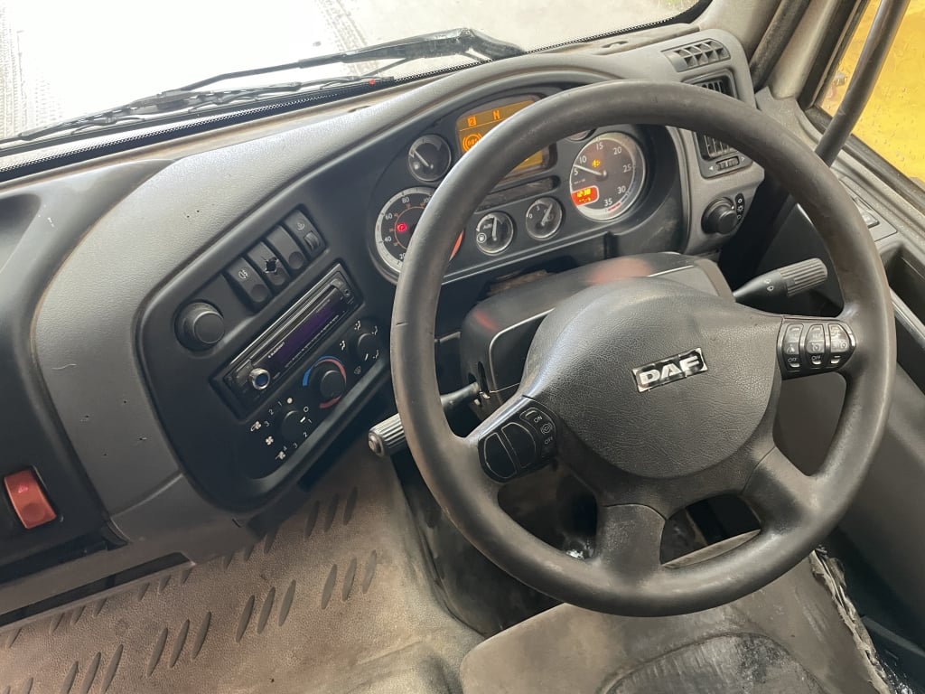 DAF LF55, 18 TONNE 4X2 DROPSIDE FLATBED – 2007 – KX57 JKO