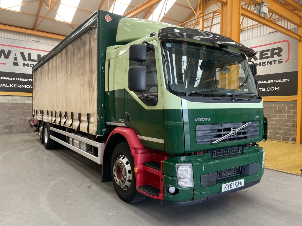 VOLVO FE-300 EURO 5 26 TONNE 6X2 CURTAINSIDER – 2011 – KY61 KAA