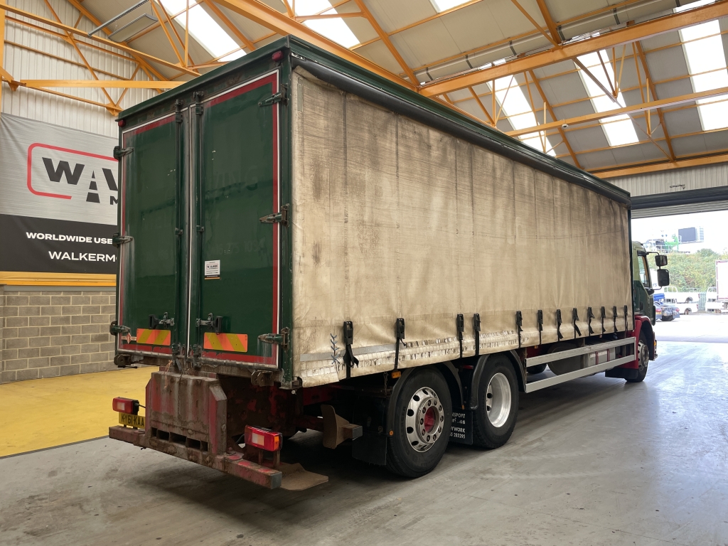 VOLVO FE-300 EURO 5 26 TONNE 6X2 CURTAINSIDER – 2011 – KY61 KAA