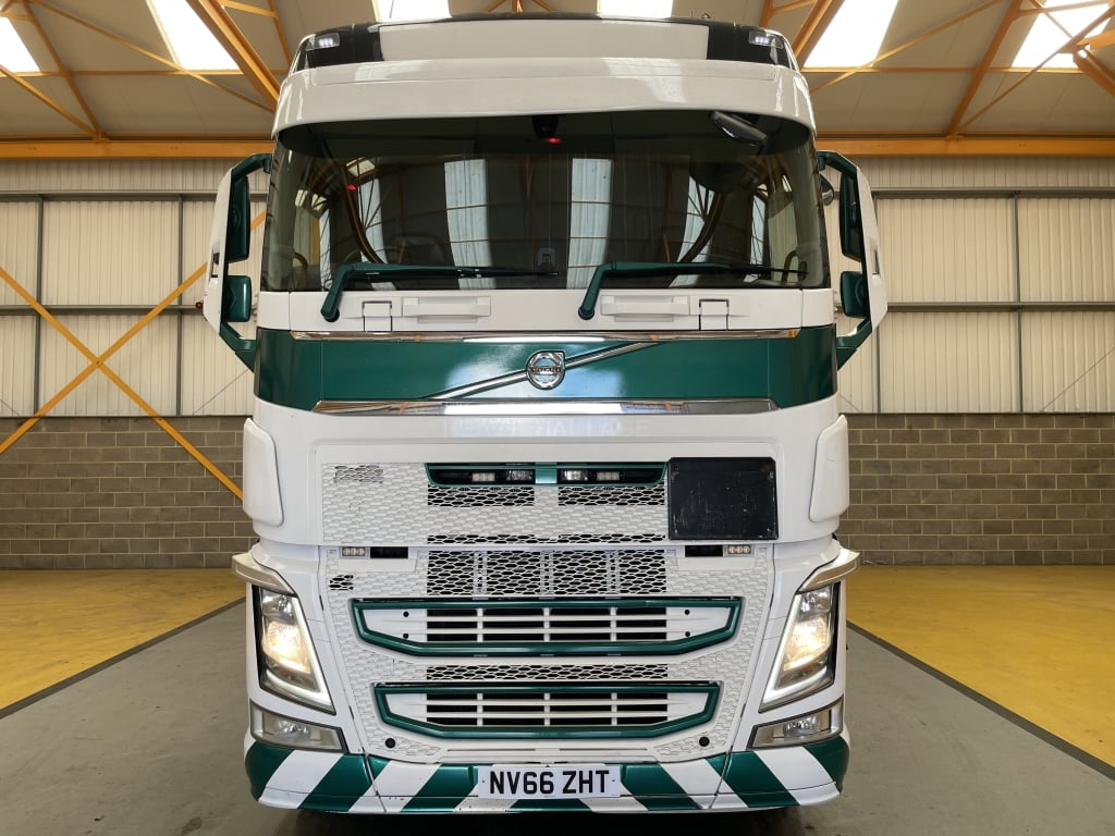 VOLVO FH 540 GLOBETROTTER *EURO 6* 6X4 TRACTOR UNIT – 2017 – NV66 ZHT