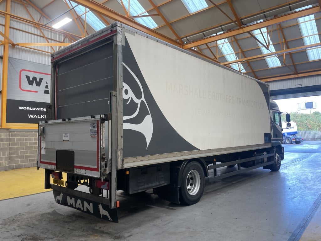 MAN TGM 18.250 *EURO 6* 18 TONNE BOX – 2016 – OU16 ENV