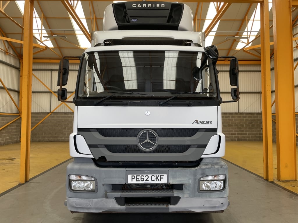 MERCEDES BENZ AXOR 2533 EURO 5, 26 tonnes, 6x2, camion frigorifique – 2012 – PE62 CKF