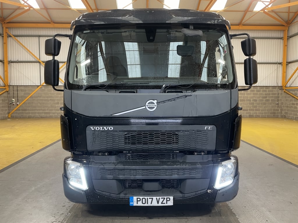 VOLVO FE-250 *EURO 6* 26 TONNE 6X2 CURTAINSIDER – 2017 – PO17 VZP