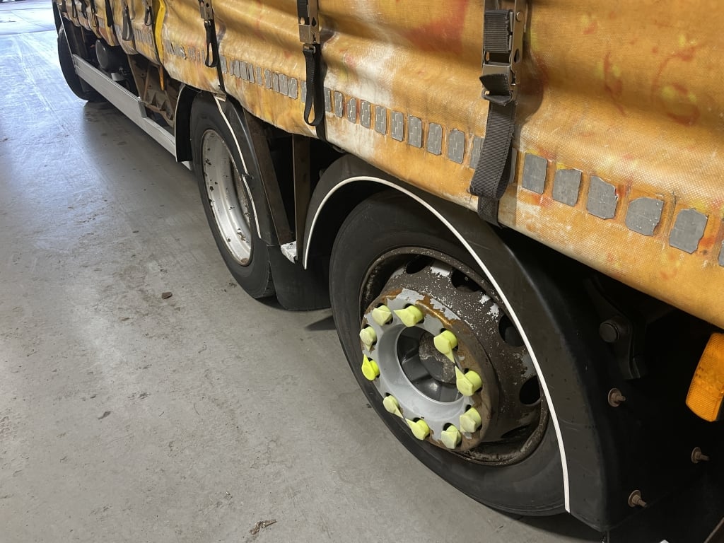 VOLVO FE-250 *EURO 6* 26 TONNE 6X2 CURTAINSIDER – 2017 – PO17 VZP