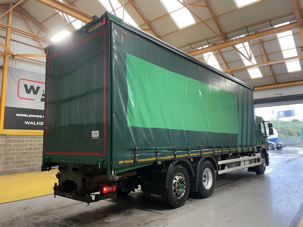 VOLVO FE-320 *EURO 6* 26 TONNE 6X2 CURTAINSIDER – 2015 – PO65 UJR