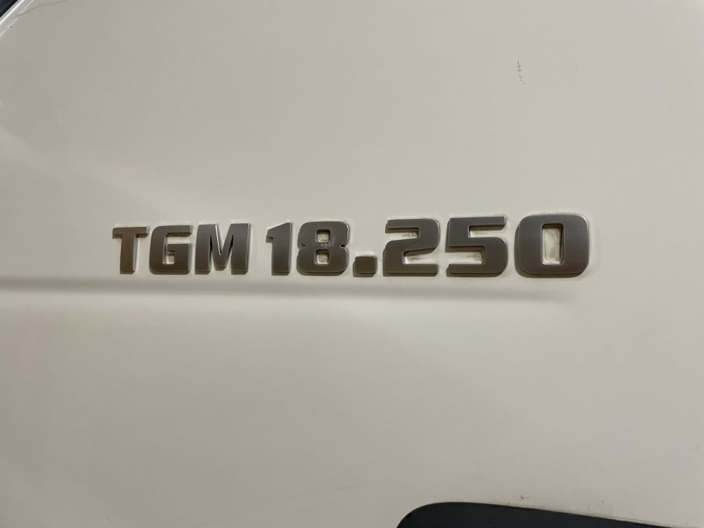 MAN TGM 18.250 *EURO 6* 4X2 SKIP LOADER – 2015 – RX15 ZHT