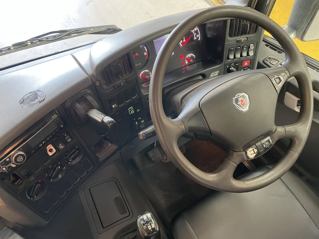 SCANIA P370 *EURO 6* 8X4 ALUMINIUM AGGREGATE TIPPER – 2014 – SN14 HXY