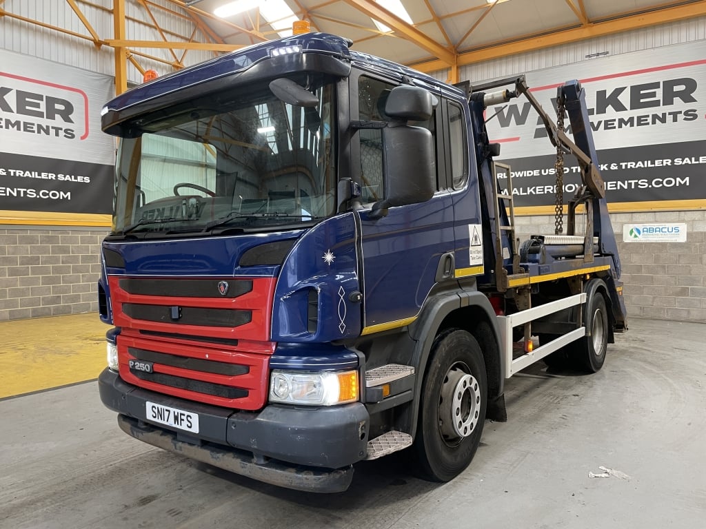 SCANIA P250 *EURO 6* 4X2 SKIP LOADER – 2017 – SN17 WFS