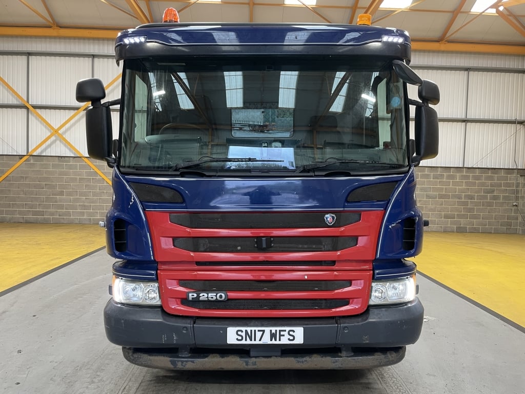 SCANIA P250 *EURO 6* 4X2 SKIP LOADER – 2017 – SN17 WFS