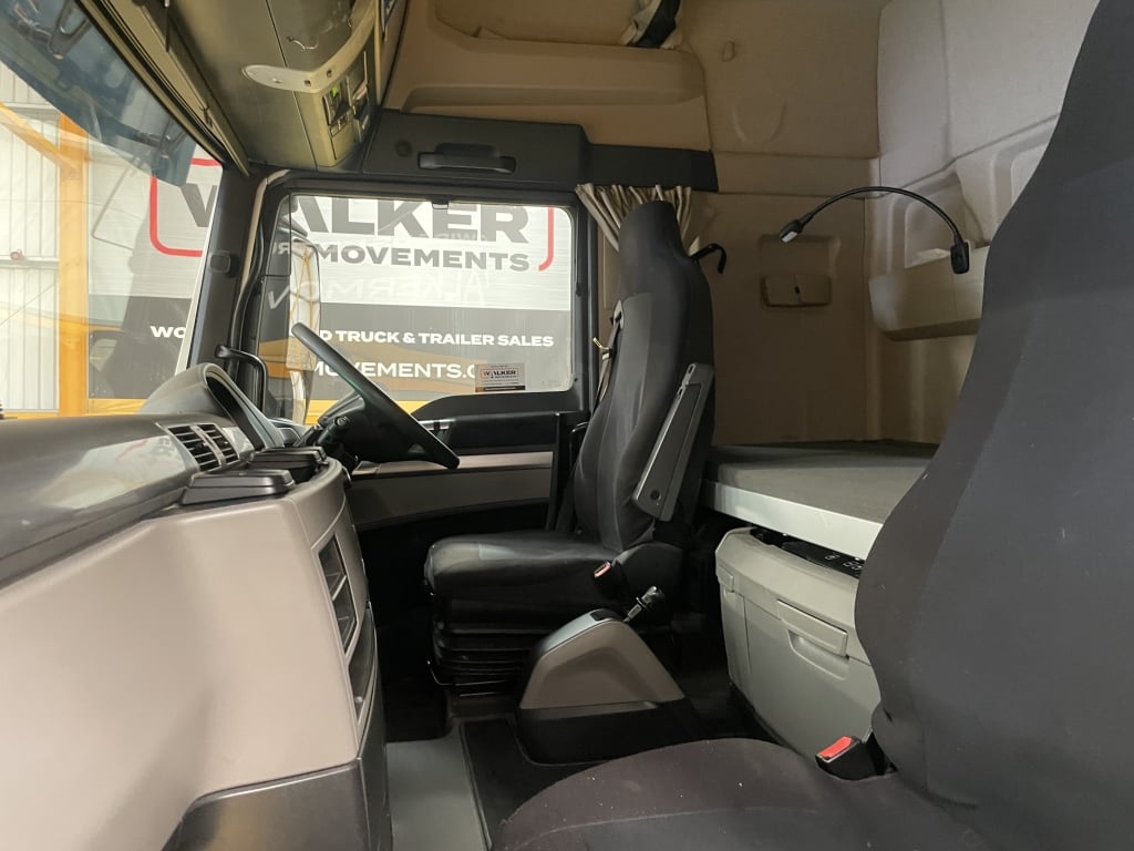 MAN TGX 24.500 *EURO 6* XLX 6X2 TRACTOR UNIT – 2018 – SN68 WBE