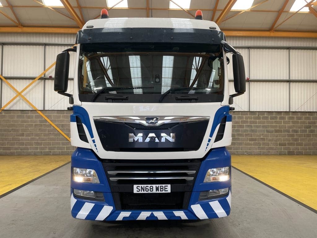 MAN TGX 24.500 *EURO 6* XLX 6X2 TRACTOR UNIT – 2018 – SN68 WBE