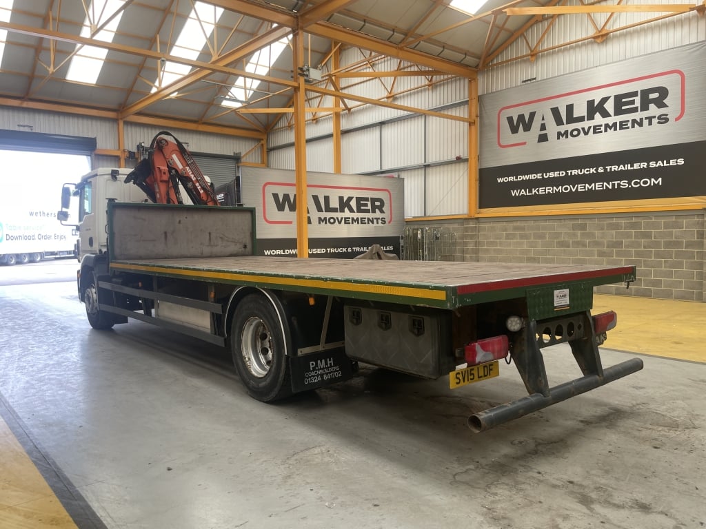 MAN TGM 18.250 *EURO 6*, 4X2 18 TONNE FLATBED/CRANE – 2015 – SV15 LDF