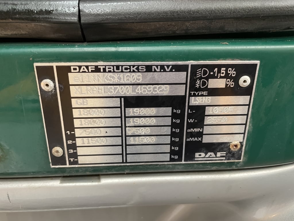 DAF LF260 18-TONNE *EURO 6* CURTAINSIDER – 2017 – SV67 HHJ