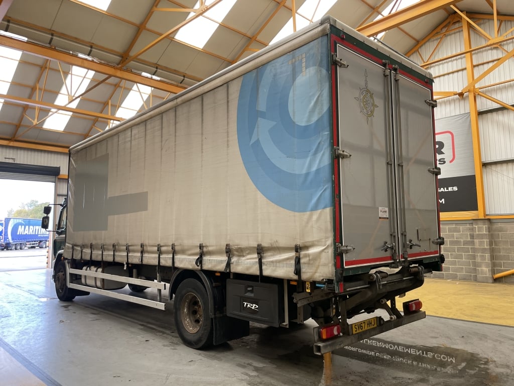 DAF LF260 18-TONNE *EURO 6* CURTAINSIDER – 2017 – SV67 HHJ