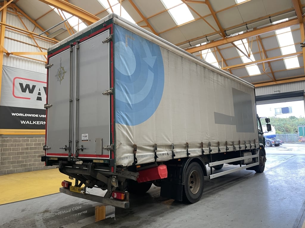 DAF LF260 18-TONNE *EURO 6* CURTAINSIDER – 2017 – SV67 HHK