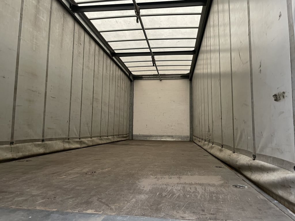 DAF LF260 18-TONNE *EURO 6* CURTAINSIDER – 2017 – SV67 HHK