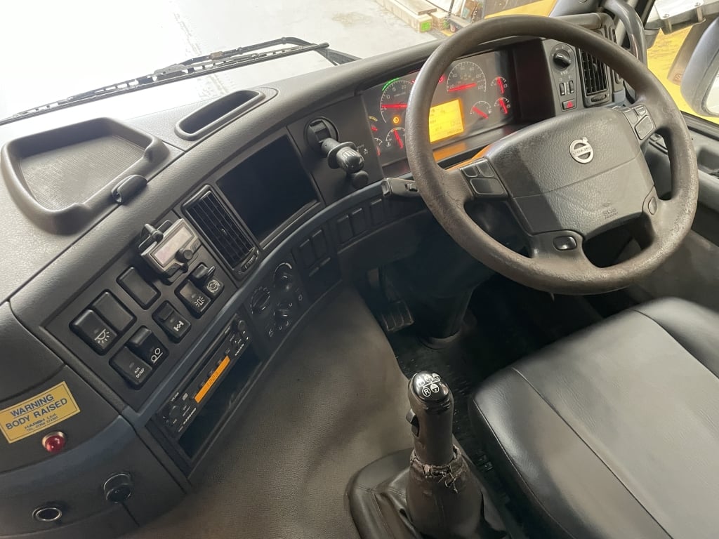 VOLVO FM9 340 6X2 ALUMINIUM INSULATED TIPPER – 2006 – WA06 BYV