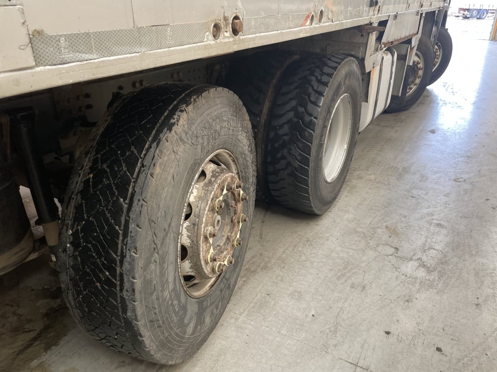 SCANIA G360 8X2 ALUMINIUM BULK BLOWER/TIPPER – 2012 – WV62 CGZ