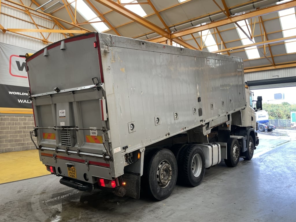 SCANIA G360 8X2 ALUMINIUM BULK BLOWER/TIPPER – 2012 – WV62 CGZ