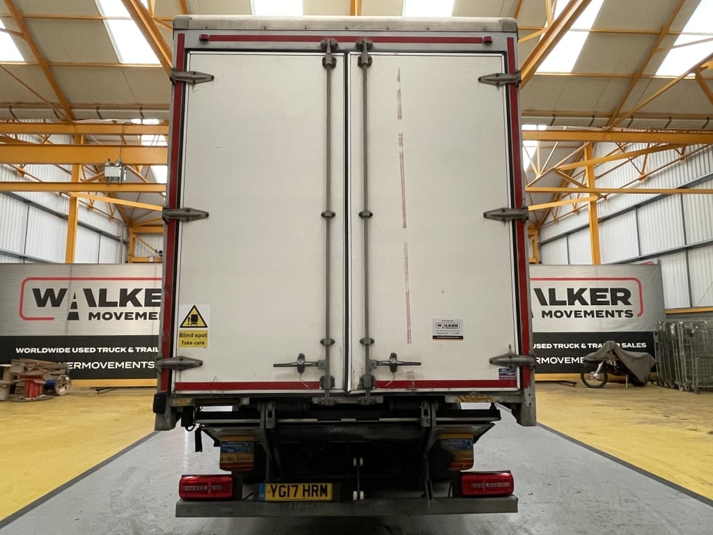 DAF CF 290 SPACE CAB *EURO 6* 4X2, 18 TONNE CURTAINSIDER – 2017 – YG17 HRM