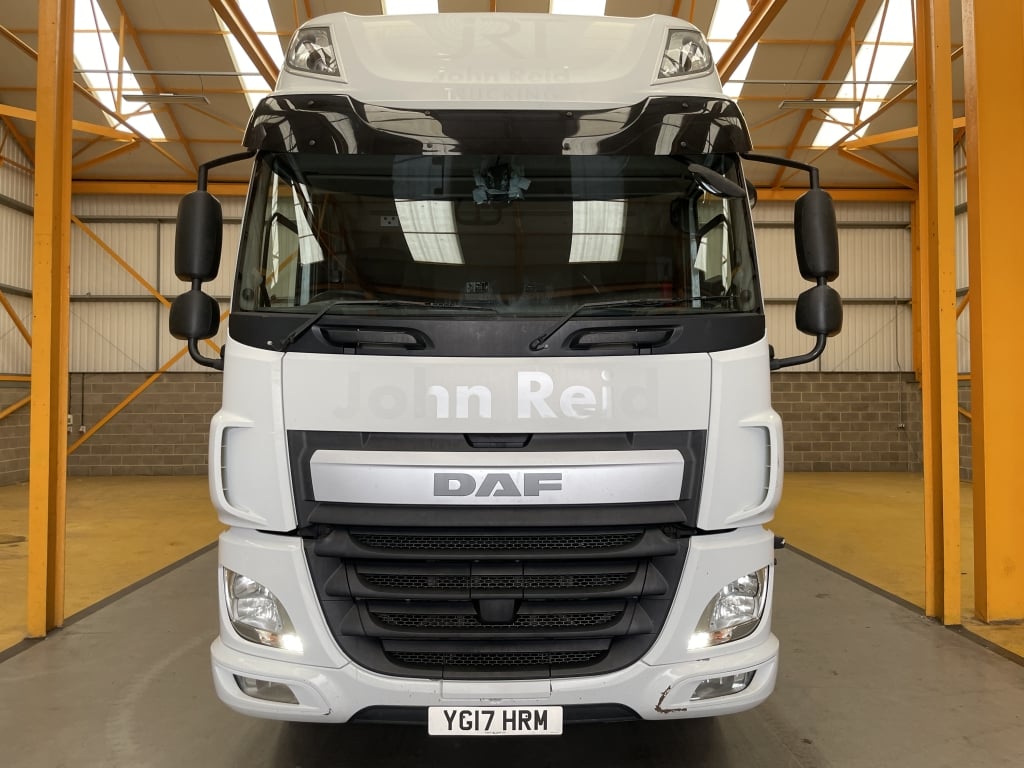DAF CF 290 SPACE CAB *EURO 6* 4X2, 18 TONNE CURTAINSIDER – 2017 – YG17 HRM