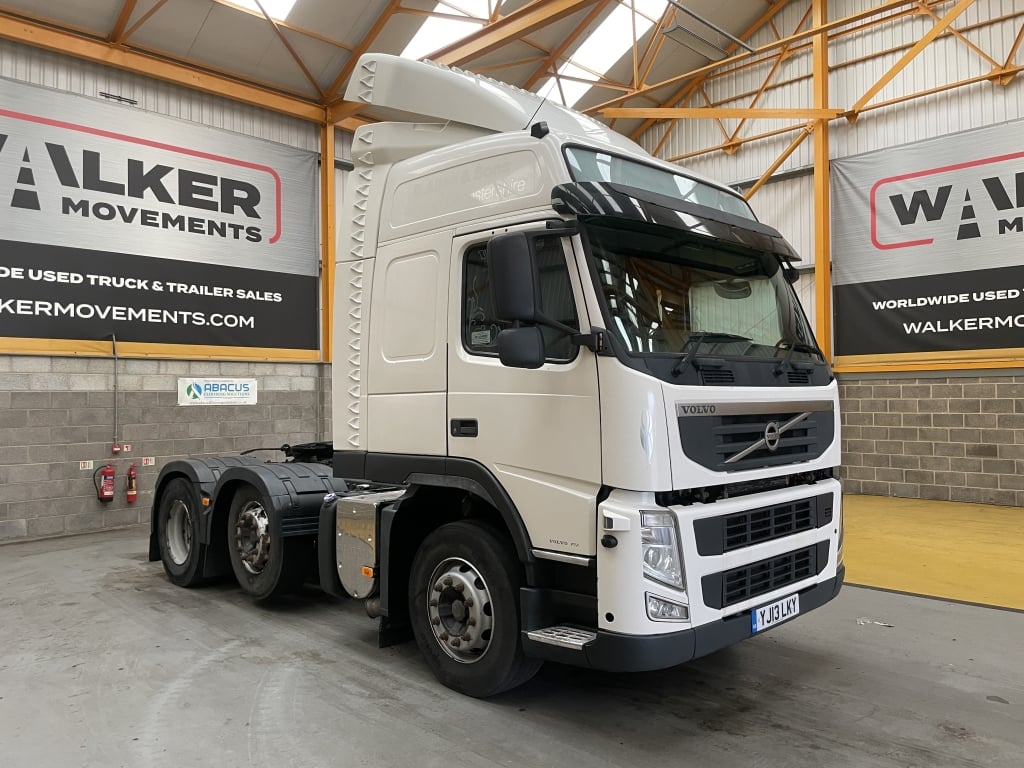 VOLVO FM 450 GLOBETROTTER EURO 5, 6X2 TRACTOR UNIT – 2013 – YJ13 LKY