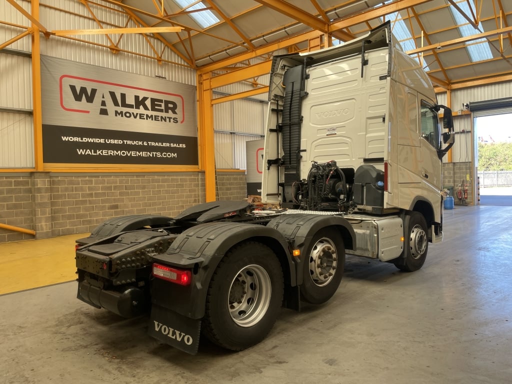 VOLVO FH 500 VERSION 4 GLOBETROTTER *EURO 6* 6X2 TRACTOR UNIT – 2017 – YN17 ODE