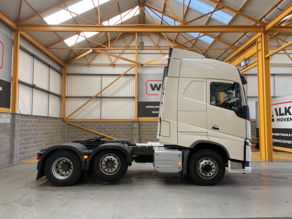 VOLVO FH 500 VERSION 4 GLOBETROTTER *EURO 6* 6X2 TRACTOR UNIT – 2017 – YN17 ODE