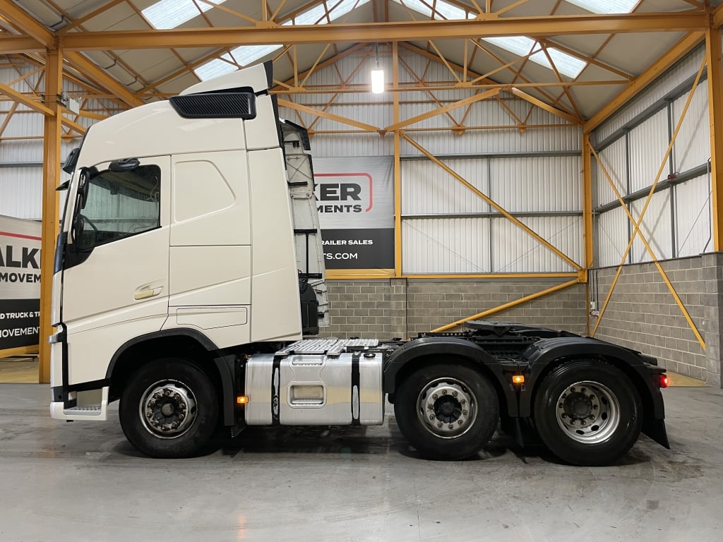 VOLVO FH 500 VERSION 4 GLOBETROTTER *EURO 6* 6X2 TRACTOR UNIT – 2017 – YN17 ODF