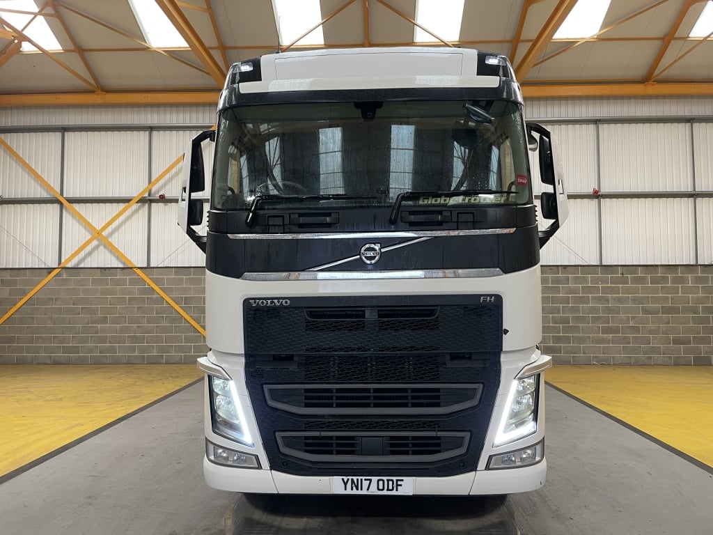 VOLVO FH 500 VERSION 4 GLOBETROTTER *EURO 6* 6X2 TRACTOR UNIT – 2017 – YN17 ODF