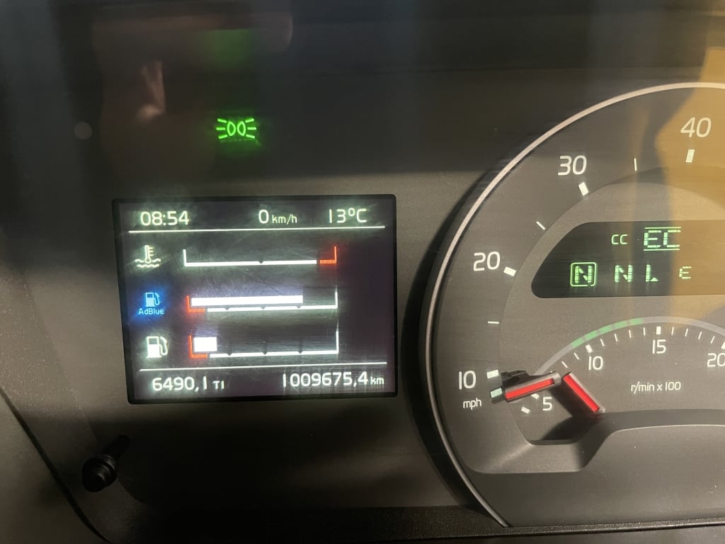 VOLVO FH 500 VERSION 4 GLOBETROTTER *EURO 6* 6X2 TRACTOR UNIT – 2017 – YN17 ODF