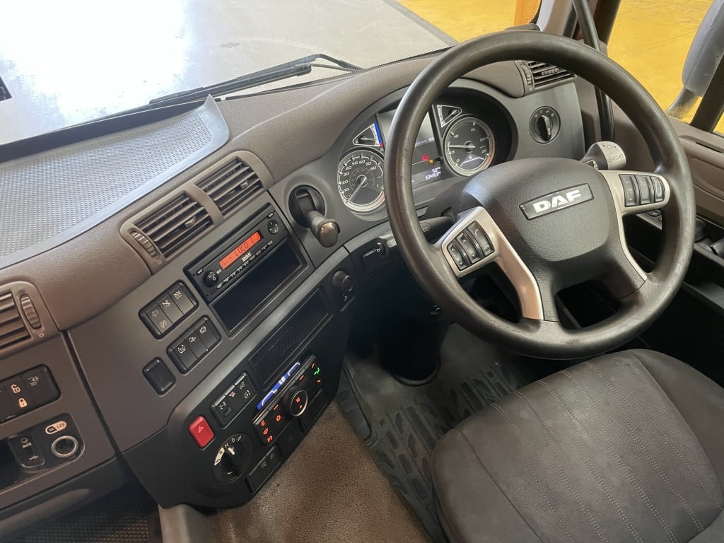 Tracteur routier DAF CF480 *EURO 6* à cabine Space 6×2 – 2020 – YN70 YZV